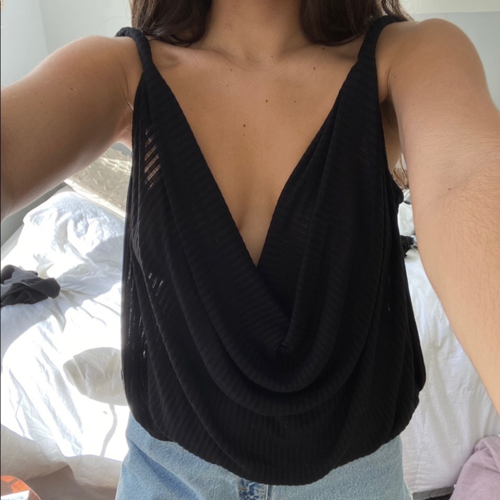 Twisted Front Ribbed top - Picture 3 of 3